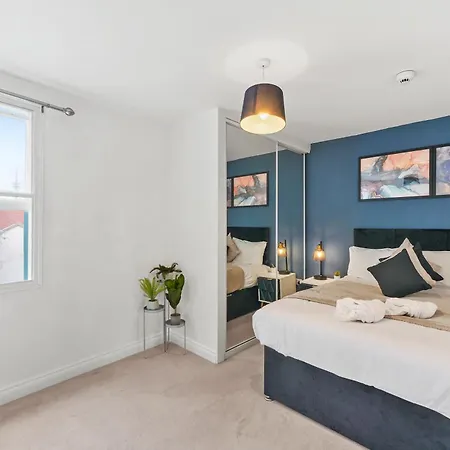 Apartment Harbourside Heaven In - Sleeps 8 *